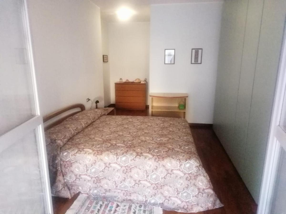 Casa Vacanze La Mela Монца Экстерьер фото